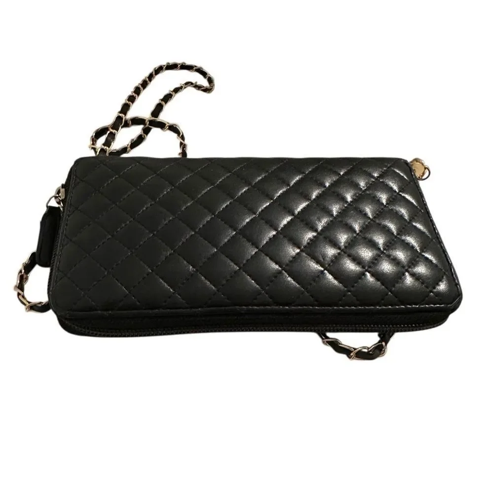 CHANEL Black Quilted Wallet with Gold Accent - Picture 7 of 14